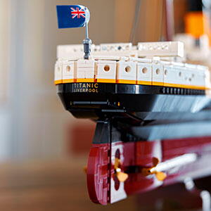 lego-titanic-10294-a.jpg